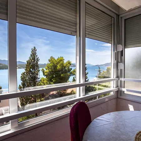 Mar Daire Neum